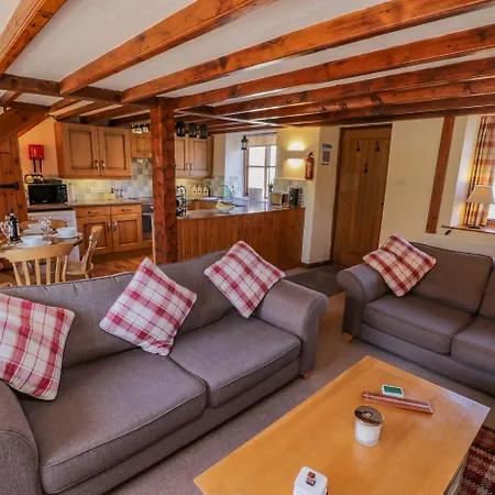 Holiday home Danby